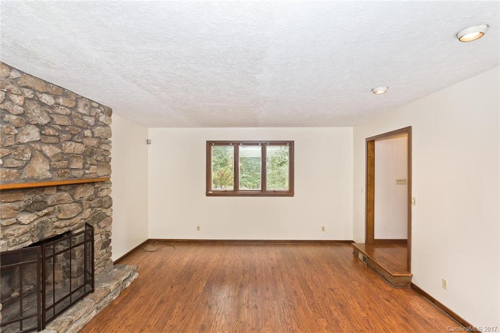 3 Woodland Road W Asheville NC 28806