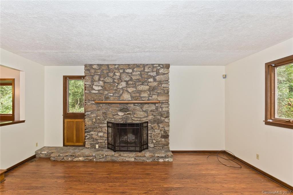 3 Woodland Road W Asheville NC 28806