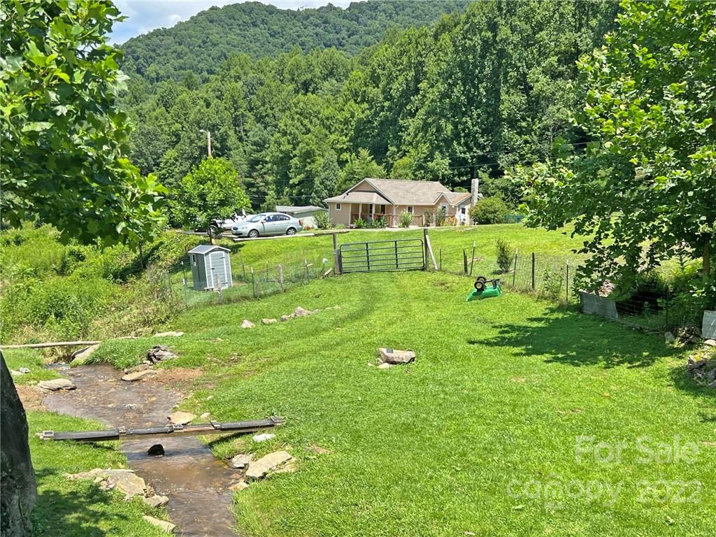 809 Baltimore Branch Road Hot Springs NC 28743