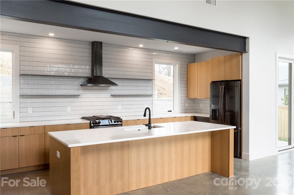 84 Malvern Walk Asheville NC 28806
