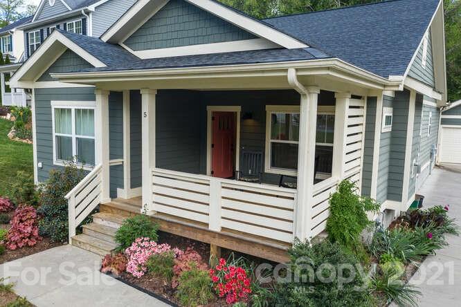 5 Forest Lake Drive Asheville NC 28803