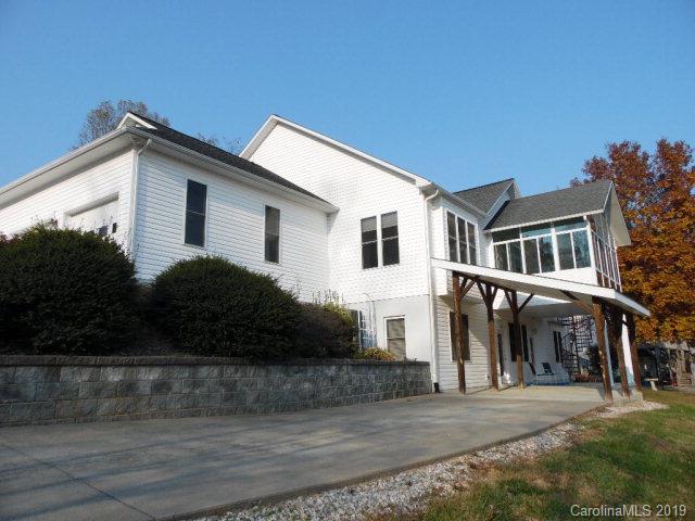 183 North Fairway Drive Nebo NC 28761