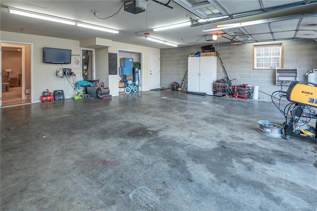 106 Smith Graveyard Road Asheville NC 28806