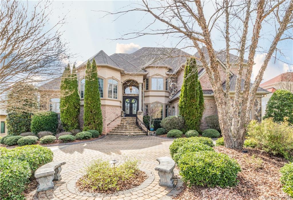 4040 Blossom Hill Drive Matthews NC 28104