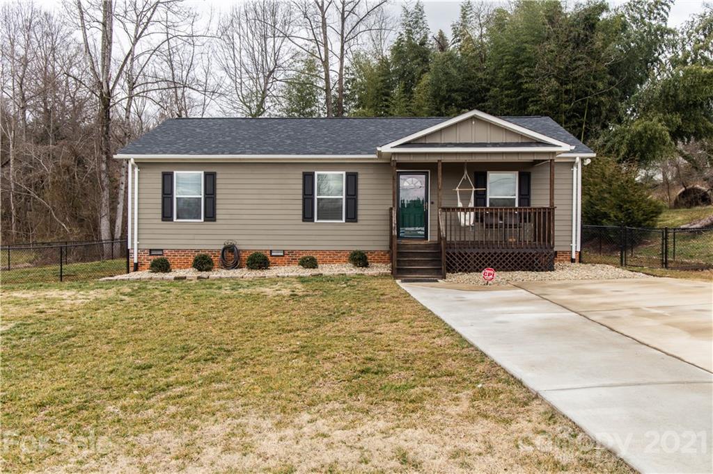 1104 Rambling Acres Circle Lenoir NC 28645