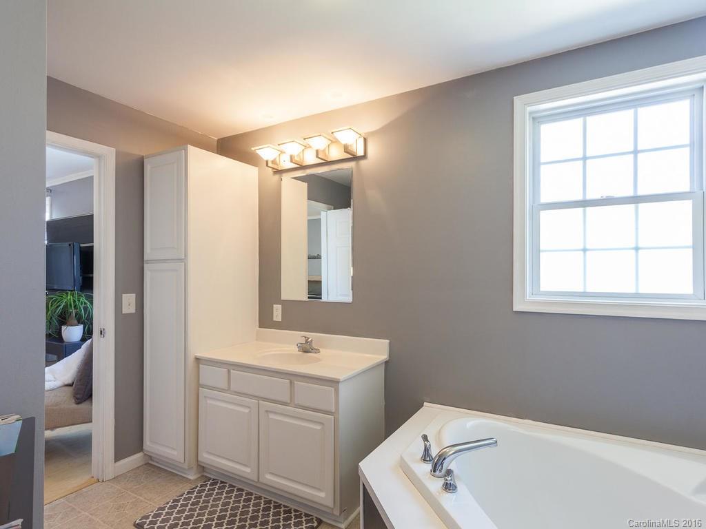 103 Founders Way Arden NC 28704
