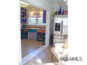 10 Brown Street Weaverville NC 28787