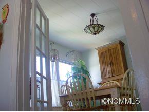 10 Brown Street Weaverville NC 28787