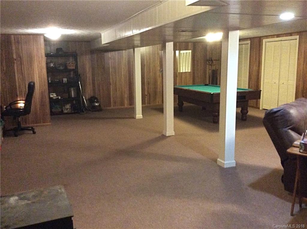 30 Hermitage Lane Weaverville NC 28787