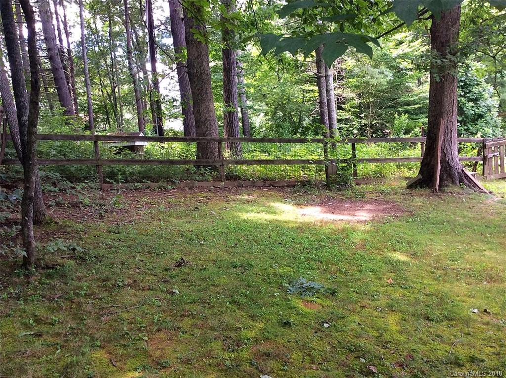 30 Hermitage Lane Weaverville NC 28787