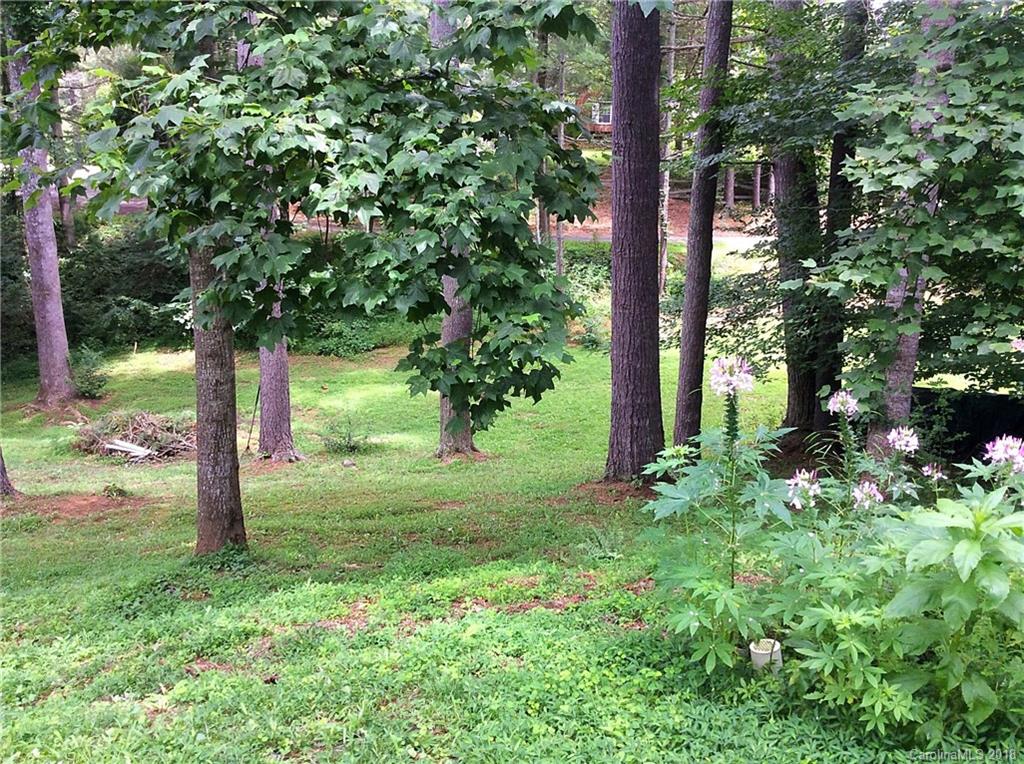 30 Hermitage Lane Weaverville NC 28787