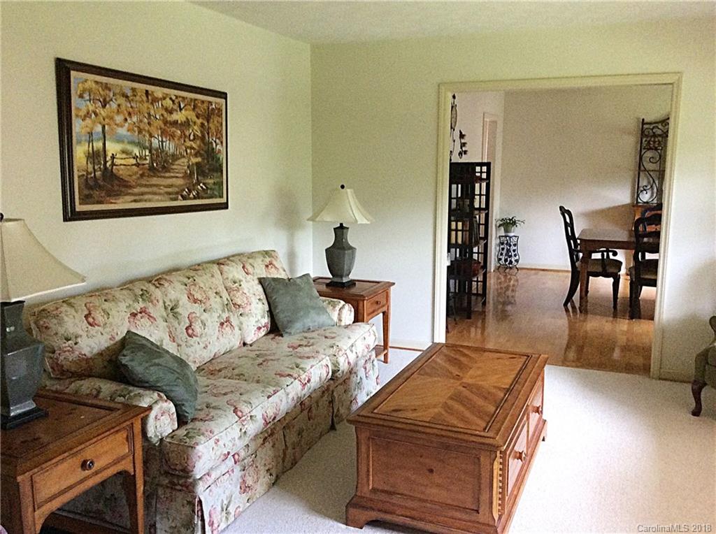 30 Hermitage Lane Weaverville NC 28787