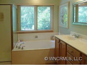 68 Brookwood Road Asheville NC 28804