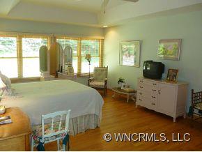 68 Brookwood Road Asheville NC 28804
