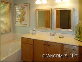 68 Brookwood Road Asheville NC 28804