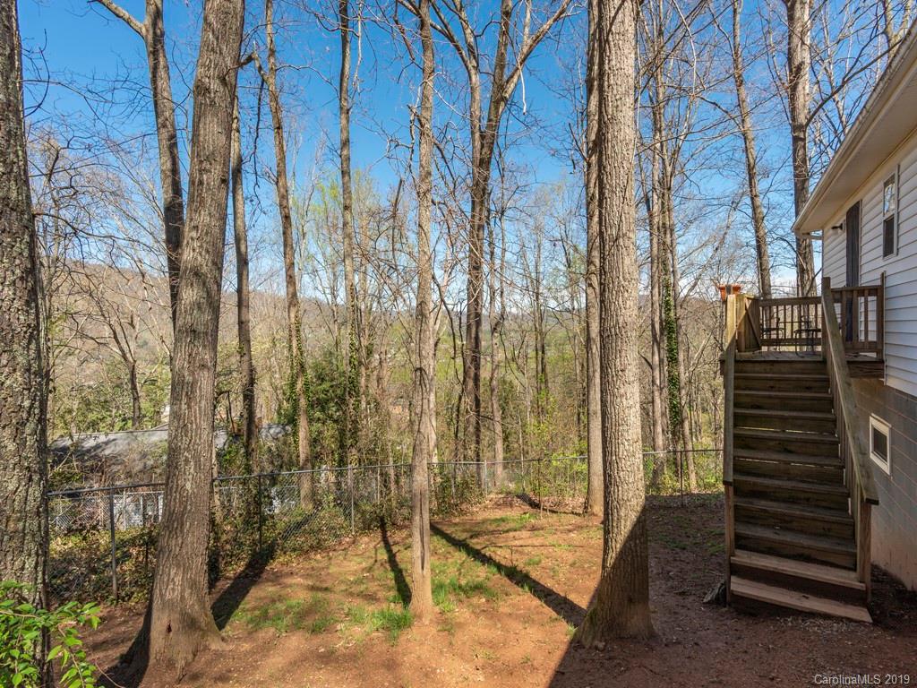 90 Taylor Avenue Waynesville NC 28786