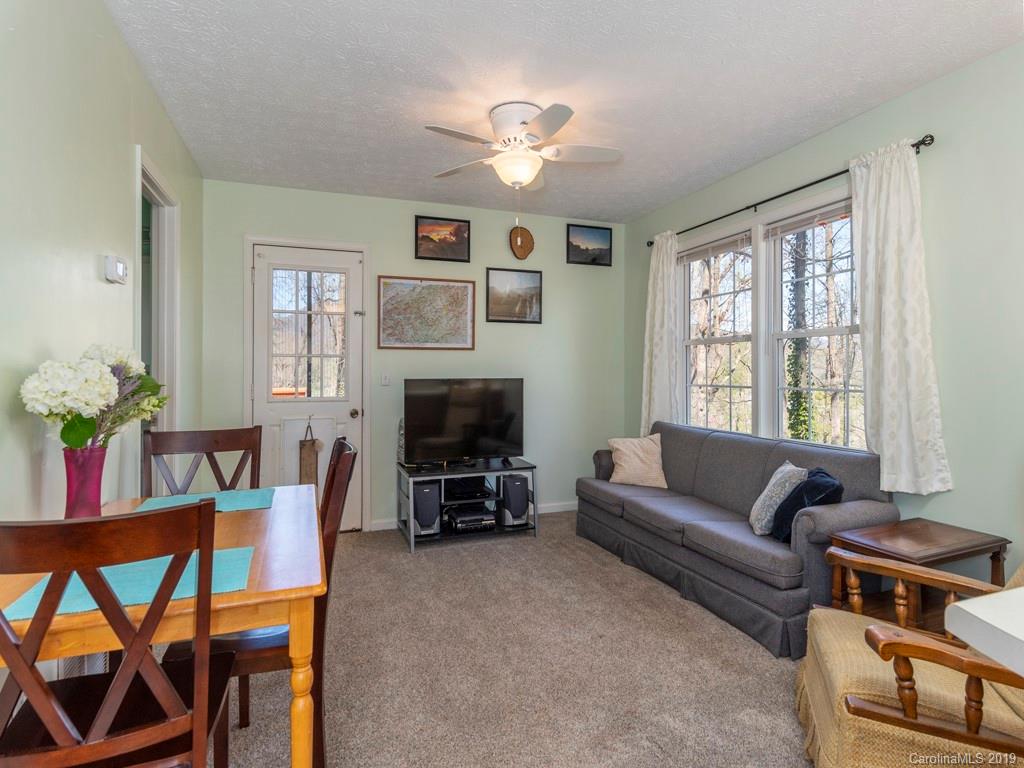 90 Taylor Avenue Waynesville NC 28786