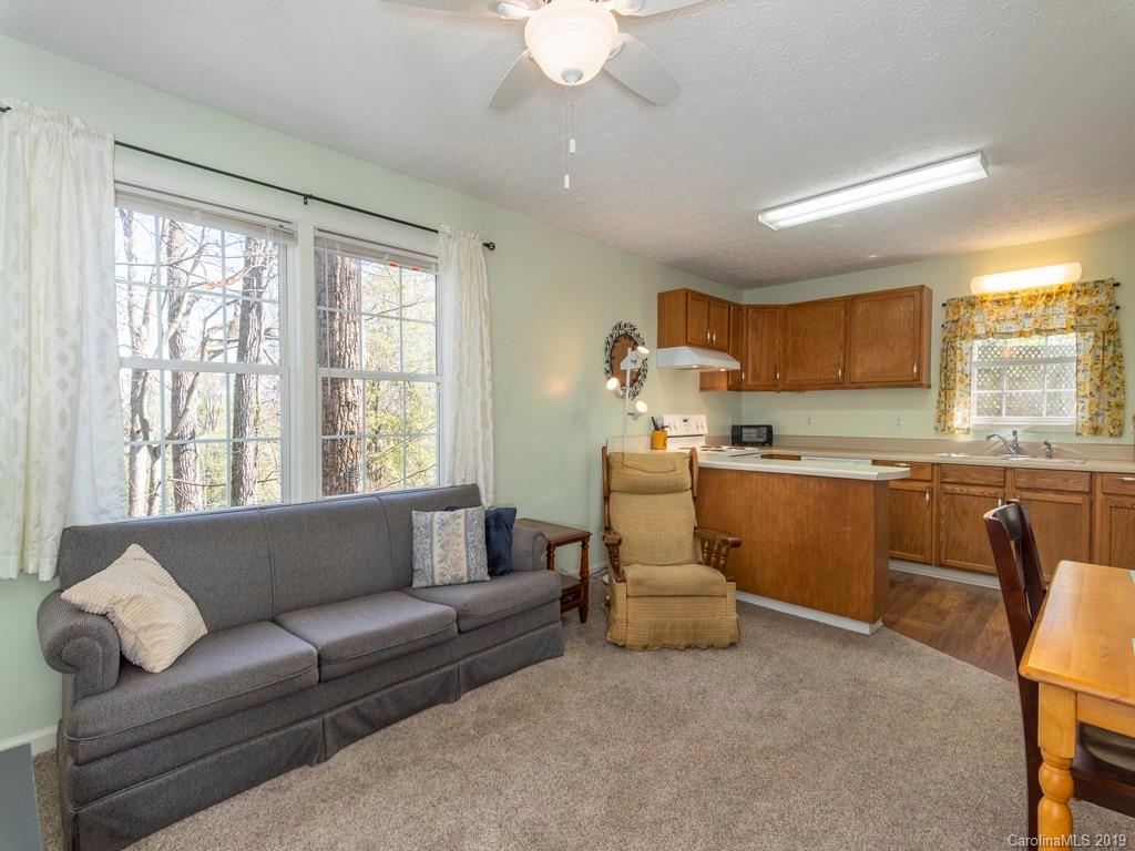 90 Taylor Avenue Waynesville NC 28786
