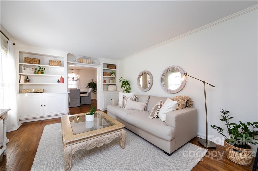 6810 Rosemary Lane Charlotte NC 28210