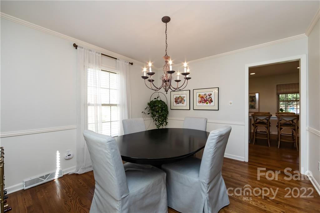 6810 Rosemary Lane Charlotte NC 28210