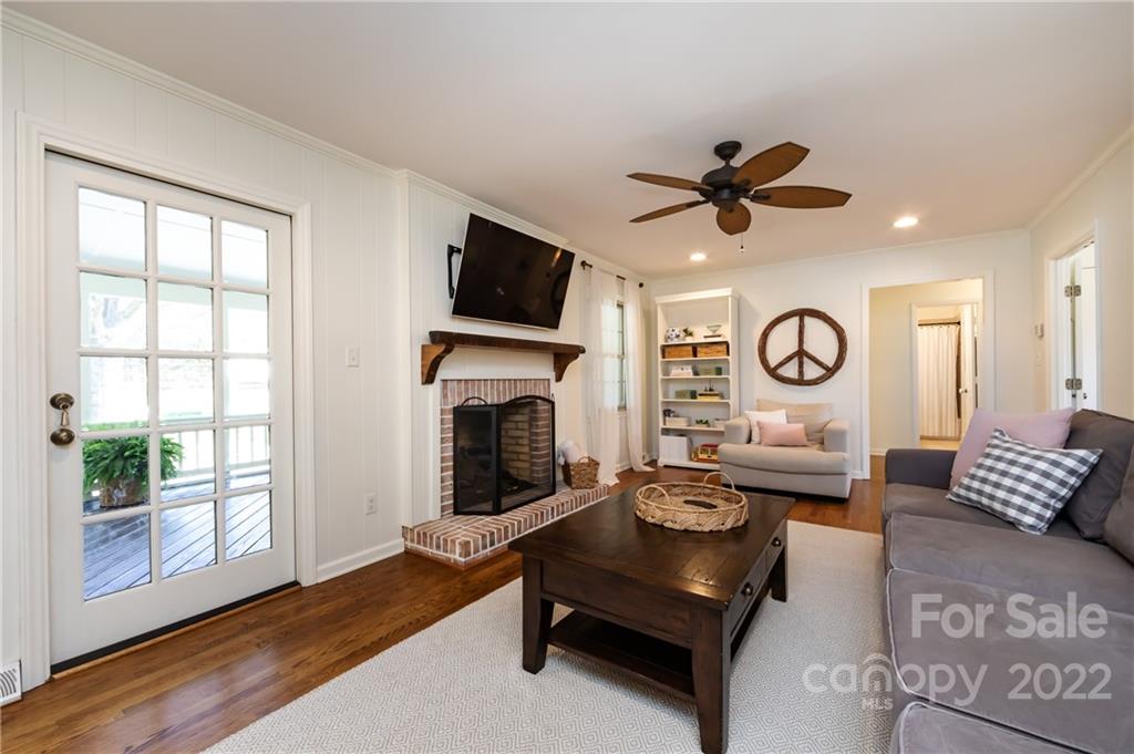 6810 Rosemary Lane Charlotte NC 28210