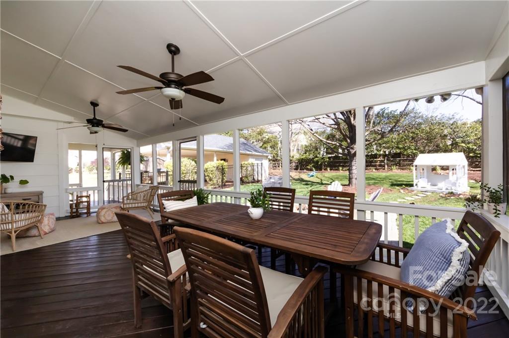 6810 Rosemary Lane Charlotte NC 28210