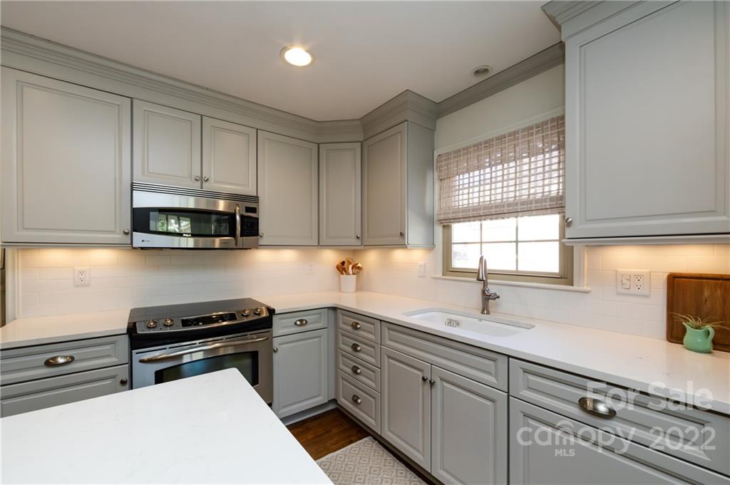 6810 Rosemary Lane Charlotte NC 28210