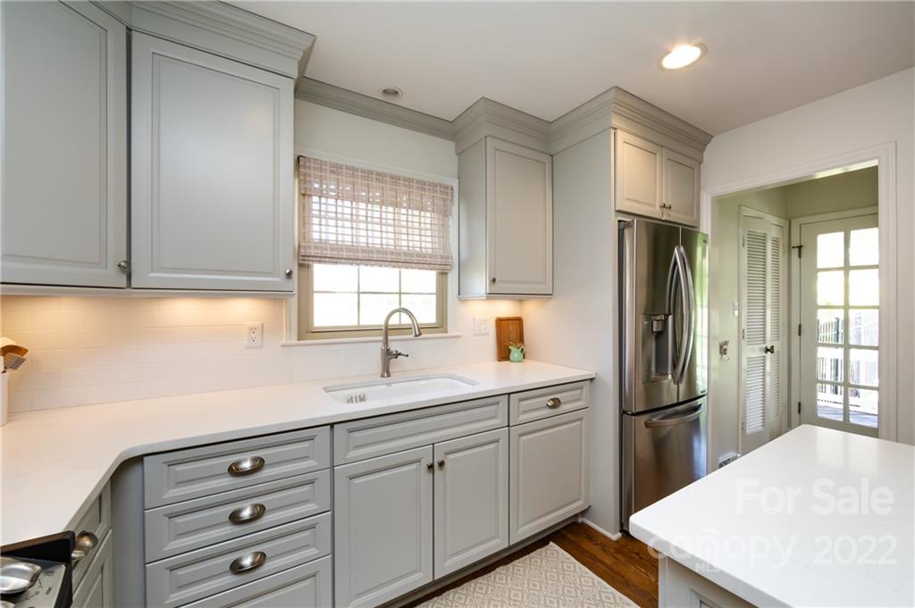 6810 Rosemary Lane Charlotte NC 28210