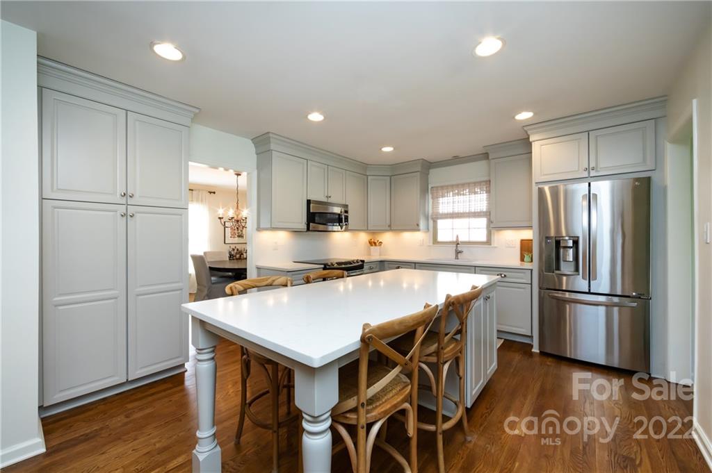 6810 Rosemary Lane Charlotte NC 28210