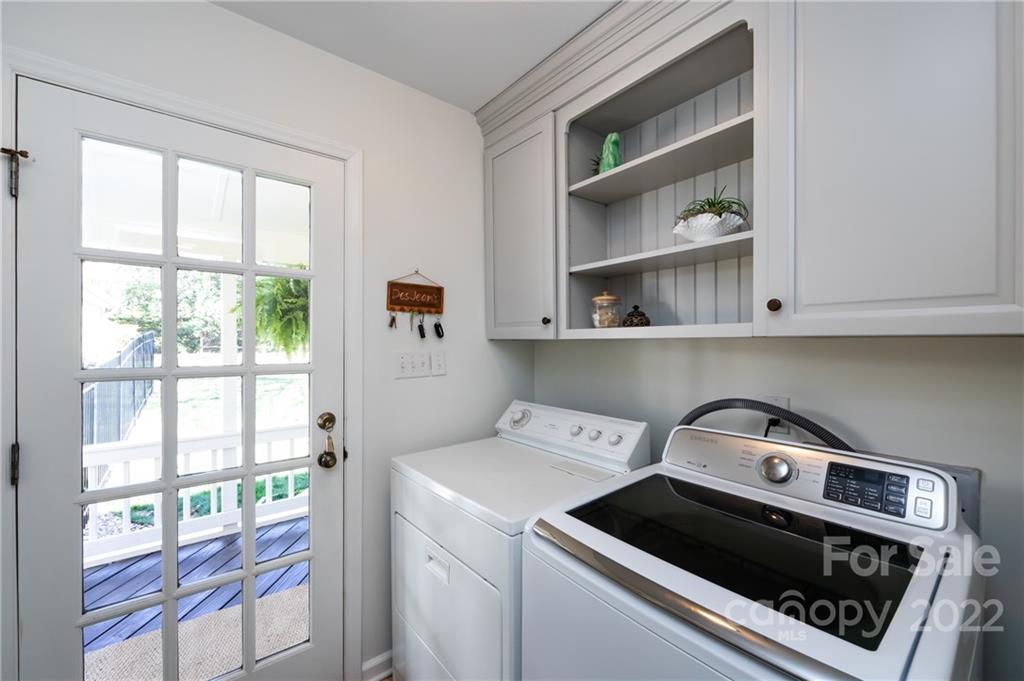6810 Rosemary Lane Charlotte NC 28210
