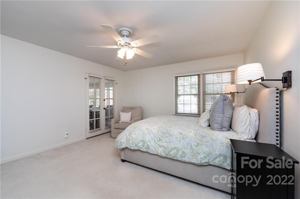 6810 Rosemary Lane Charlotte NC 28210