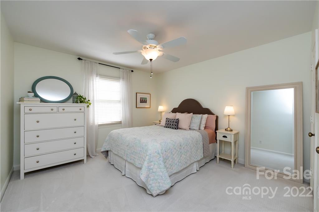 6810 Rosemary Lane Charlotte NC 28210
