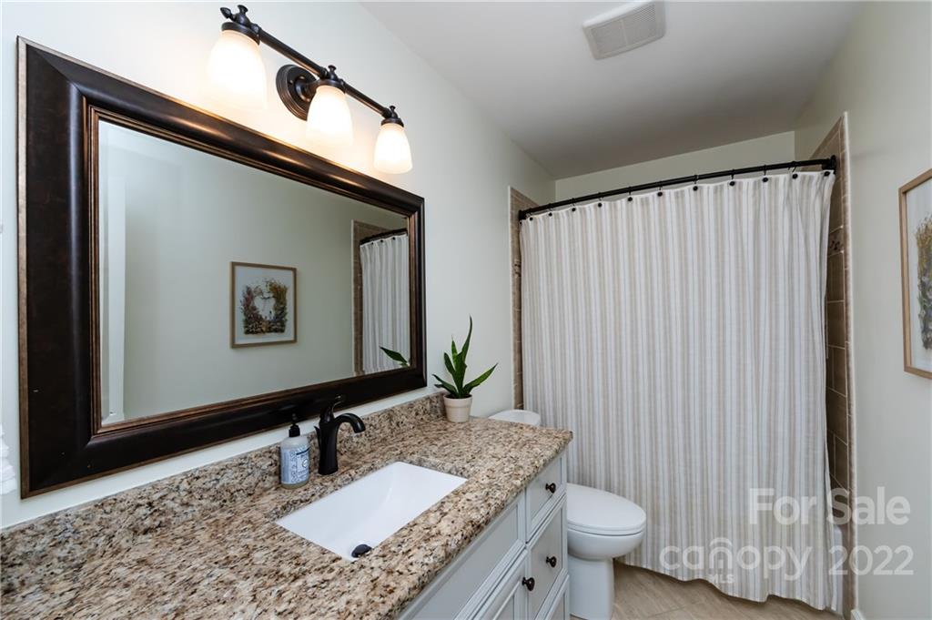 6810 Rosemary Lane Charlotte NC 28210