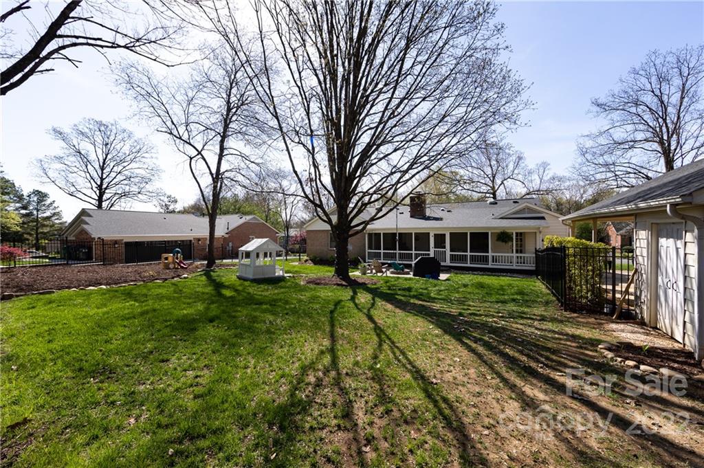 6810 Rosemary Lane Charlotte NC 28210