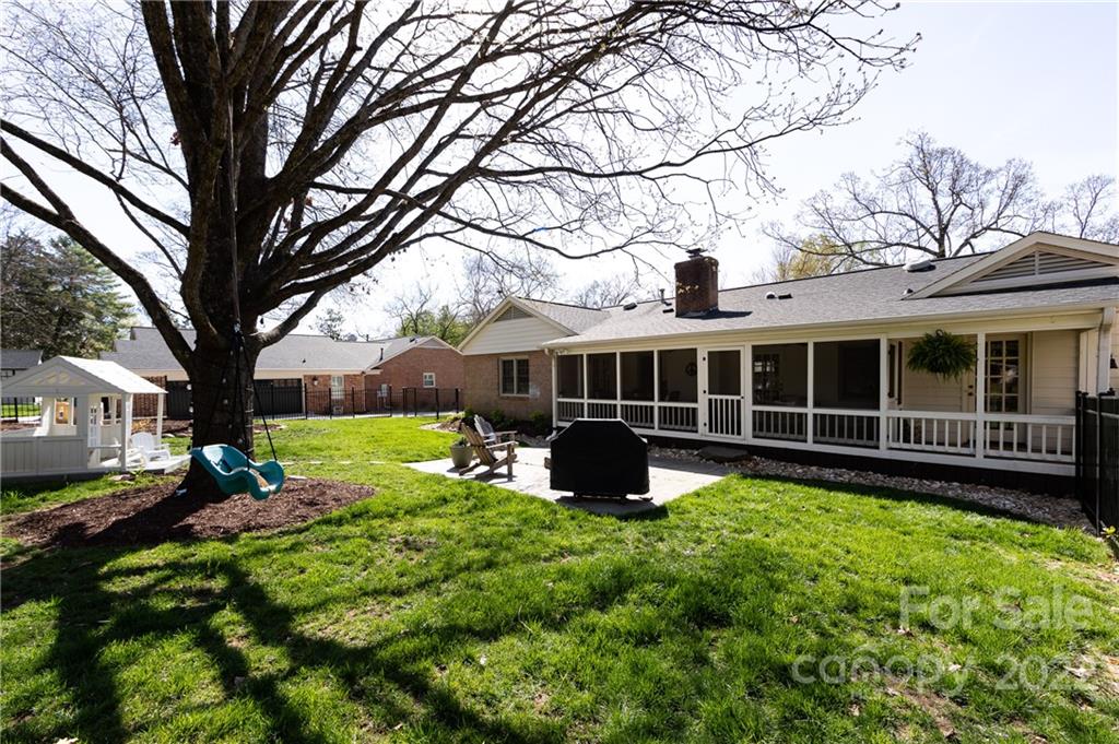 6810 Rosemary Lane Charlotte NC 28210