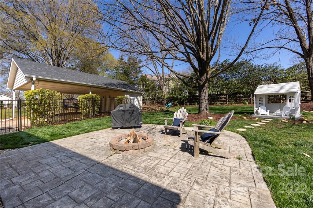 6810 Rosemary Lane Charlotte NC 28210