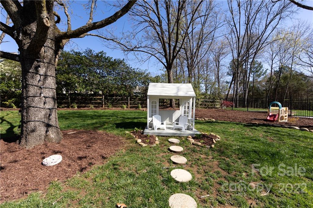 6810 Rosemary Lane Charlotte NC 28210