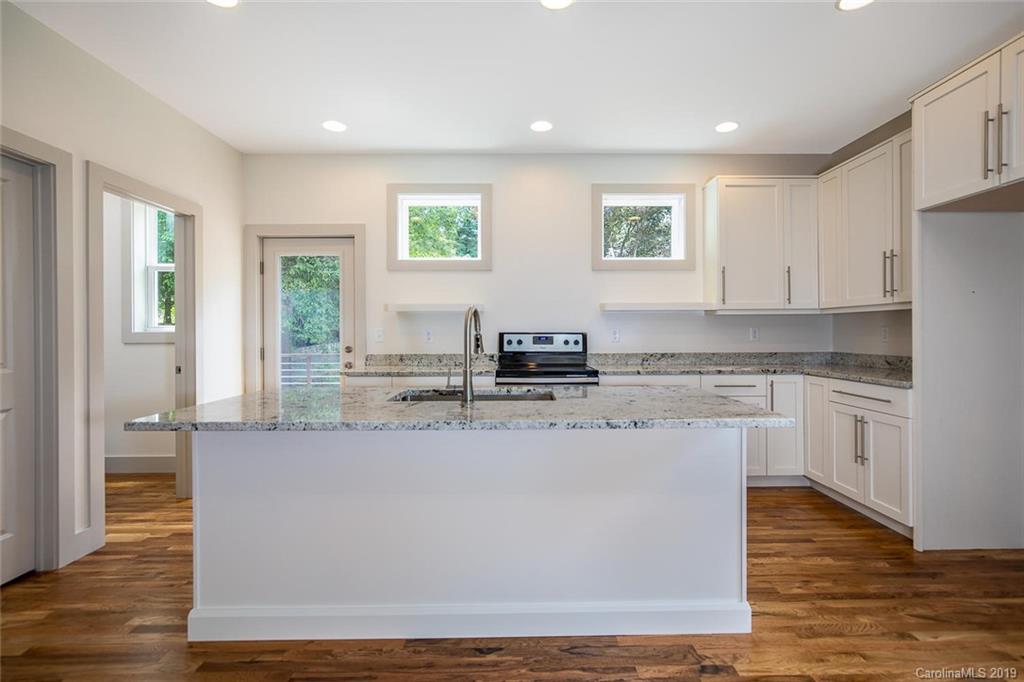 83 Bellevue Road Asheville NC 28803