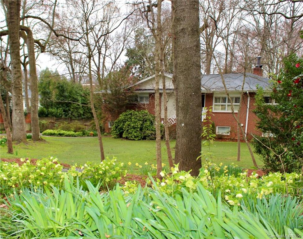 2044 Ferncliff Road Charlotte NC 28211