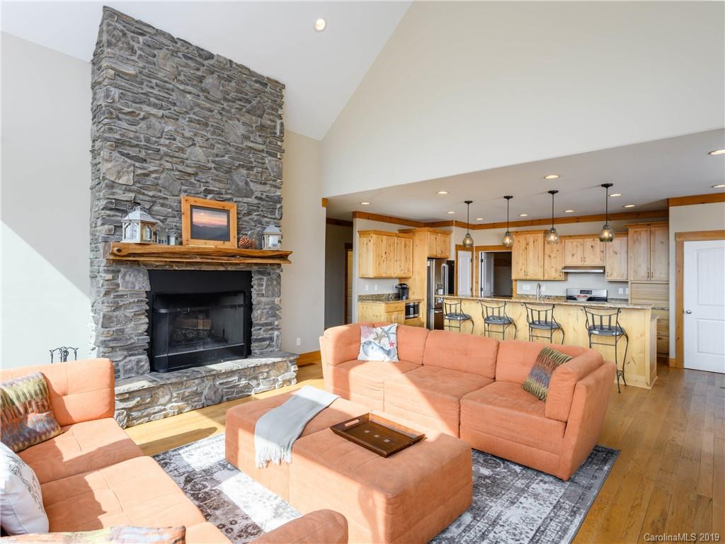 89 Governor Thomson Terrace Weaverville NC 28787