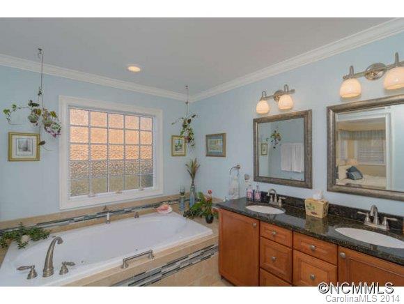 28 Penley Park Drive Weaverville NC 28787