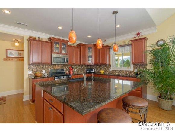 28 Penley Park Drive Weaverville NC 28787