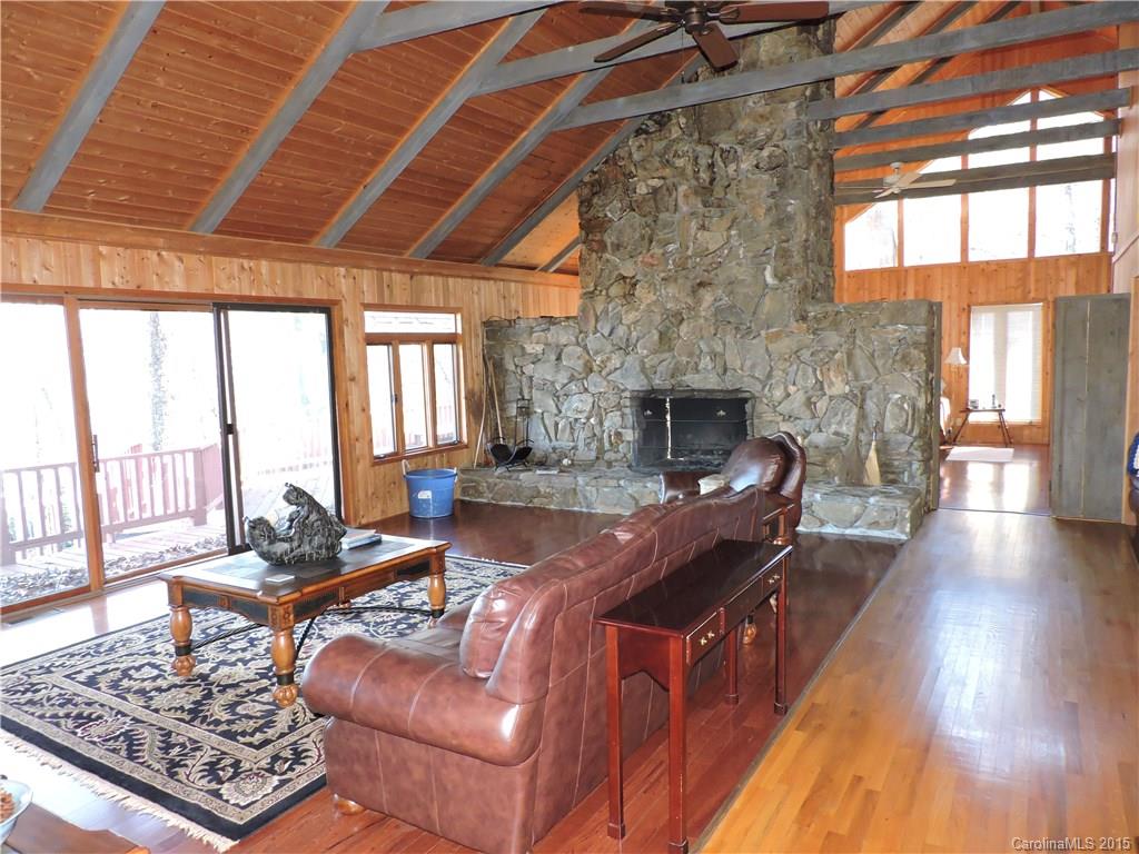 741 Grey Ghost Lane Burnsville NC 28714