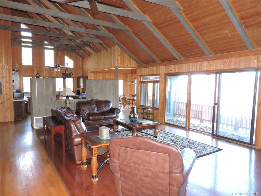 741 Grey Ghost Lane Burnsville NC 28714