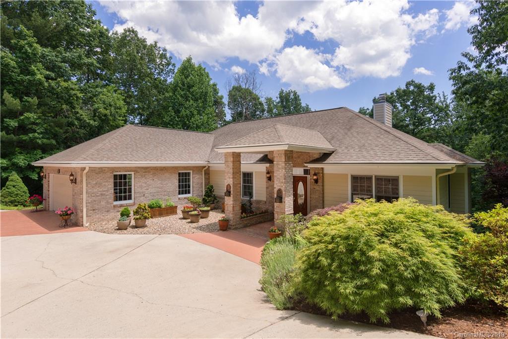 517 Overlook Drive Flat Rock NC 28731