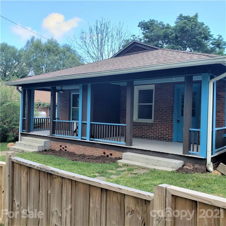217/219 Dennis Street Swannanoa NC 28778