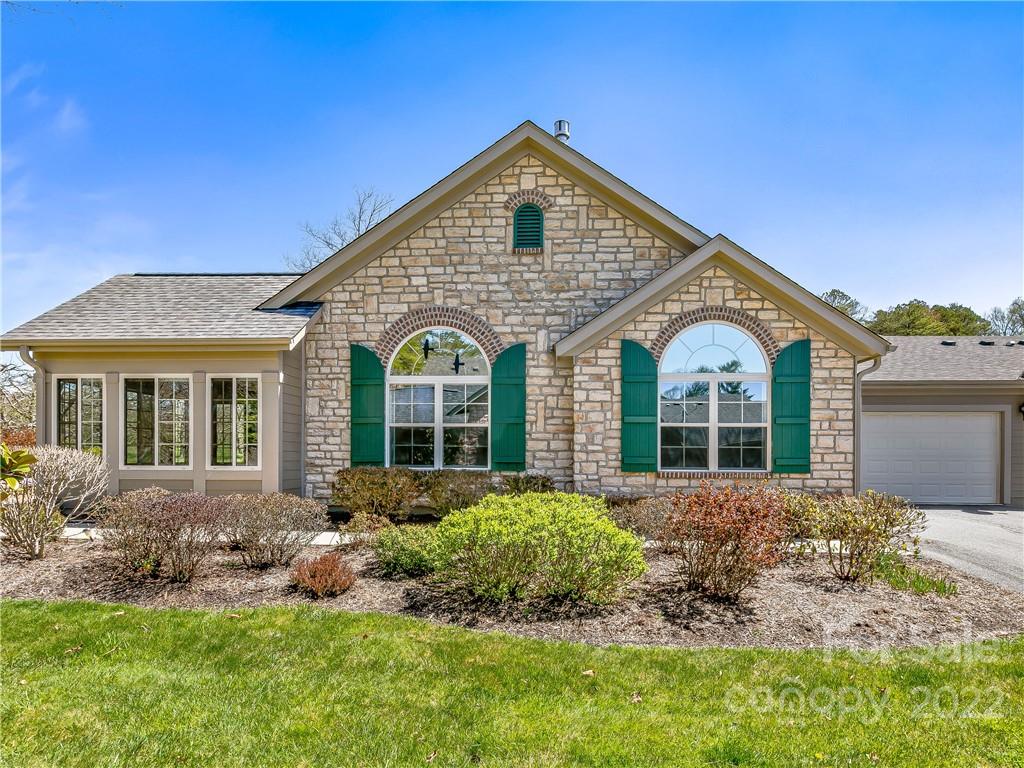 260 Summerfield Place Flat Rock NC 28731