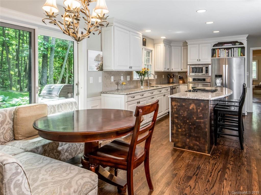 18 Stuyvesant Crescent Asheville NC 28803
