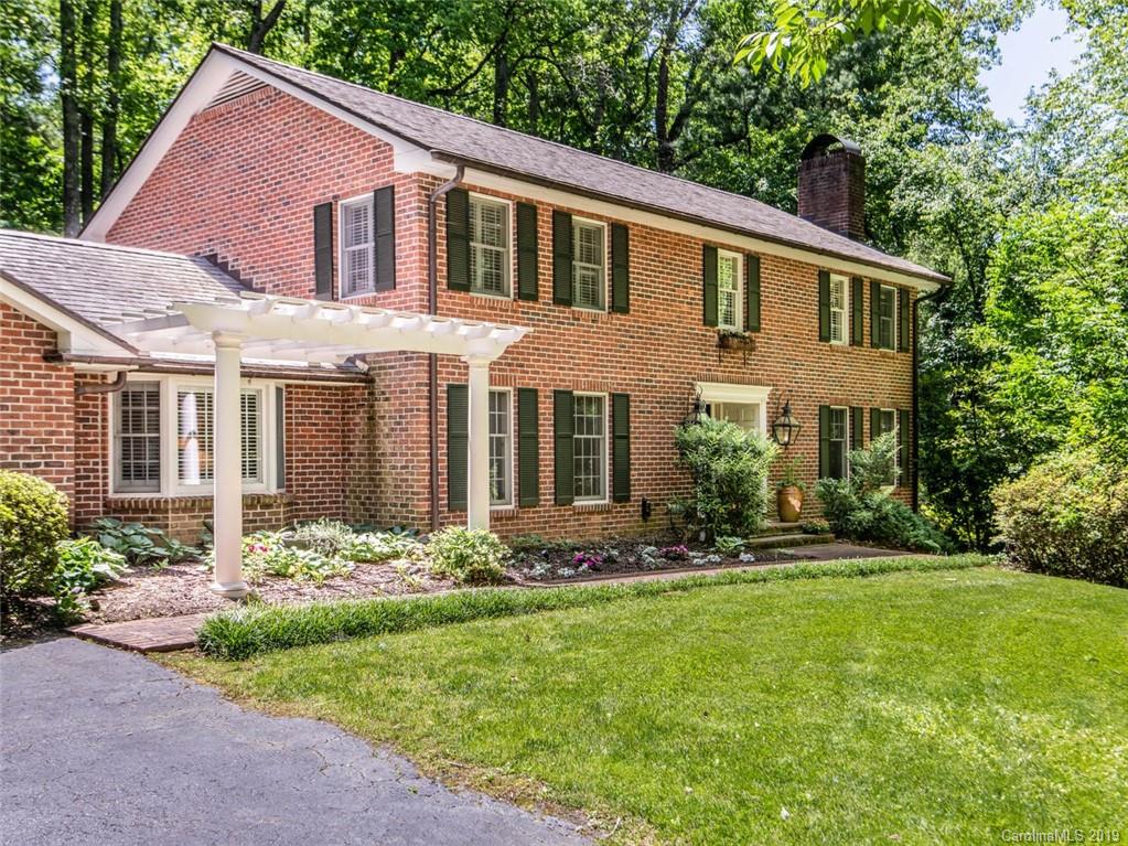 18 Stuyvesant Crescent Asheville NC 28803