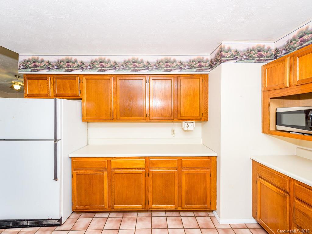 58 Levy Lane Asheville NC 28805